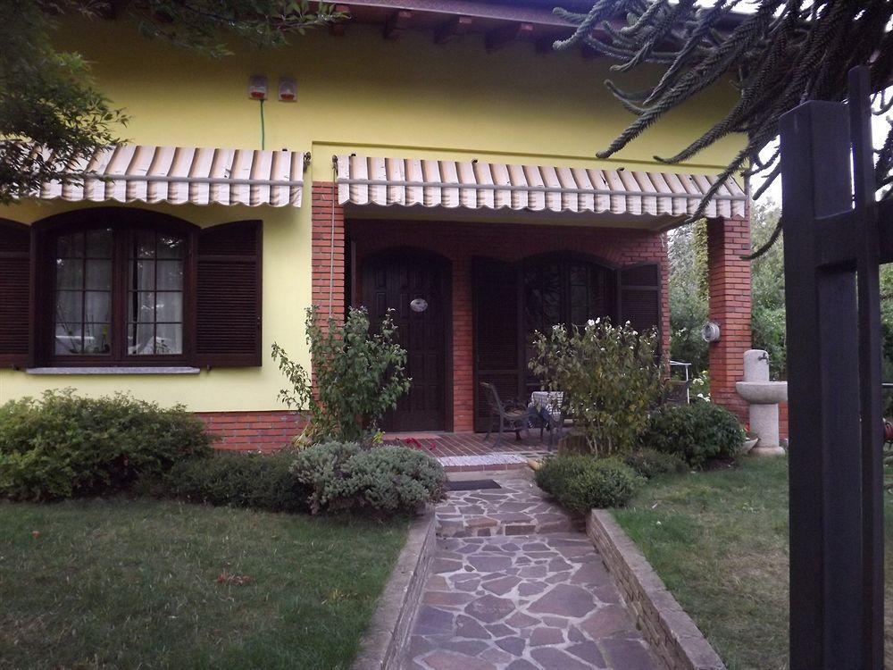 Il Gelsomino Bed & Breakfast Ferno Exterior photo